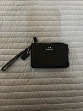 COACH Black Leather Wristlet Card Case